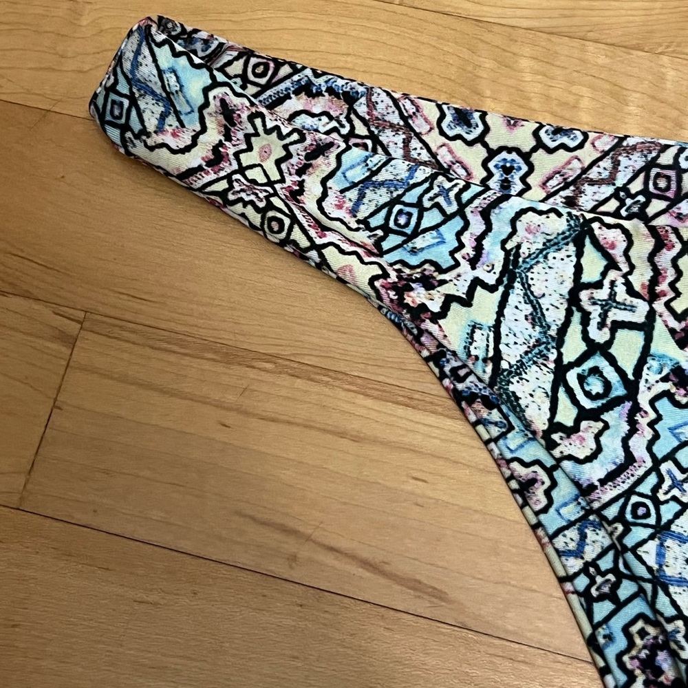 Beach Riot Very Cheeky Bikini Bottom Size Large Geometric Print - Picture 2 of 10